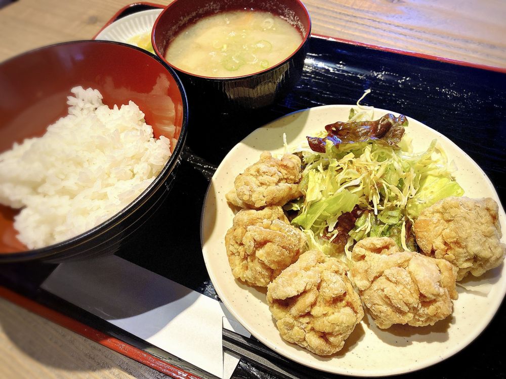街ナカランチが500円～！？地元愛と野球愛にあふれた食堂とは