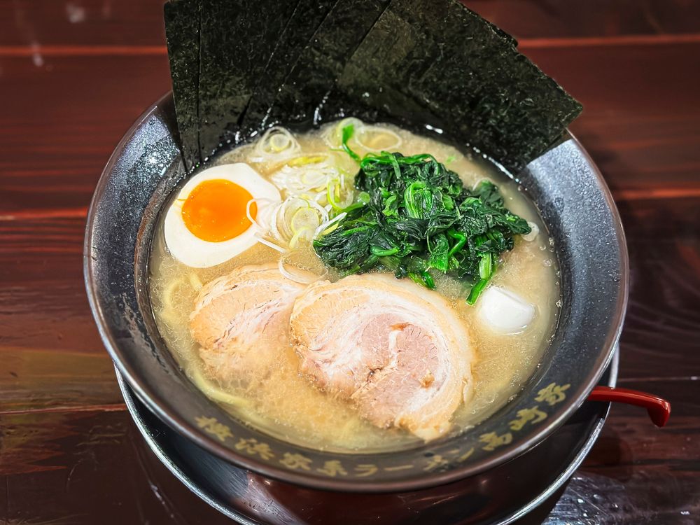 A new style of Oita-style Ihekei Ramen, a bowl of ever-changing flavor.
